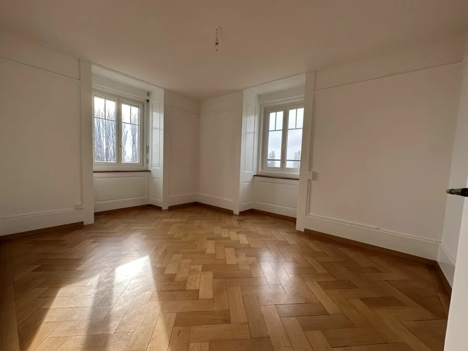 Meraviglioso appartamento di 6 locali all'ultimo piano di un edificio di carattere - Rue Edouard-Desor 3 a Neuchâtel