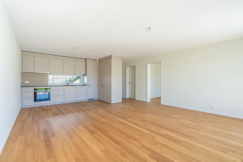 Bell'appartamento di 2,5 locali con giardino privato – foto 4 di 19