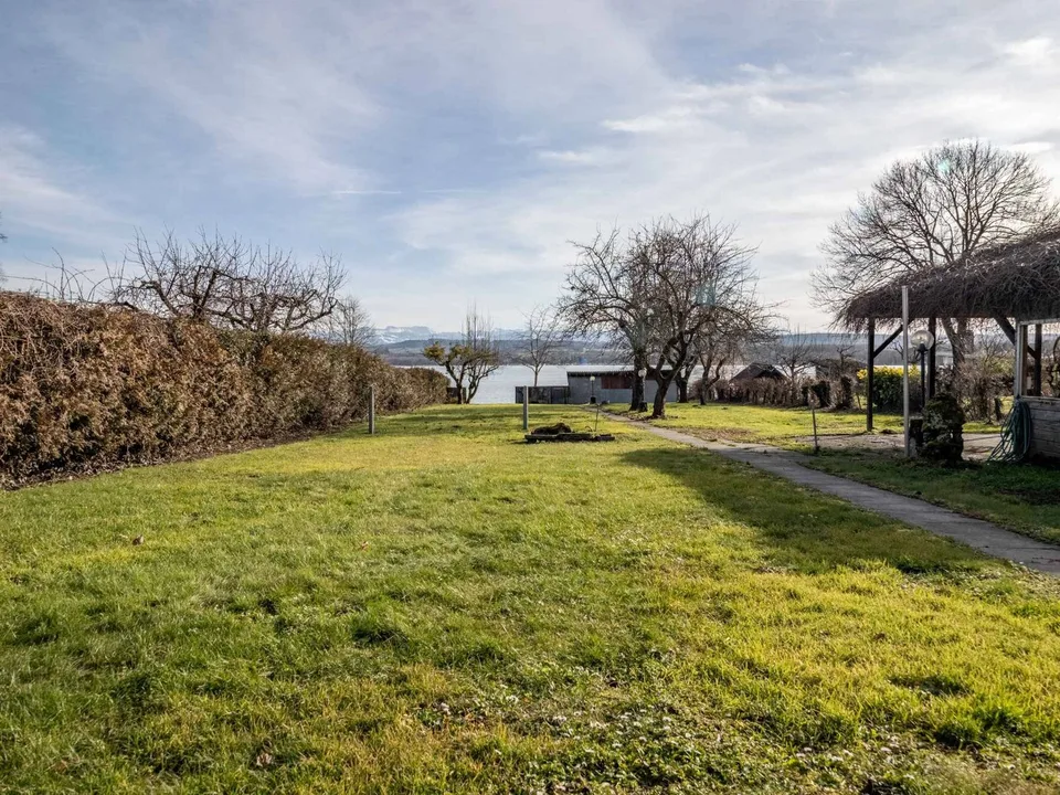 Une demeure de caractère au bord du lac de Morat – photo 10 sur 17