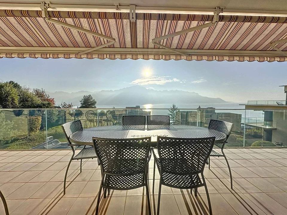 Raro! Appartamento di 5,5 locali con vista superba sul lago – foto 2 di 24