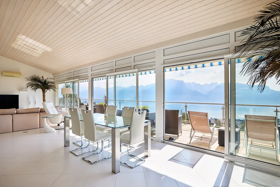 Très bel appartement avec vue exceptionnelle sur le Lac et les Alpes