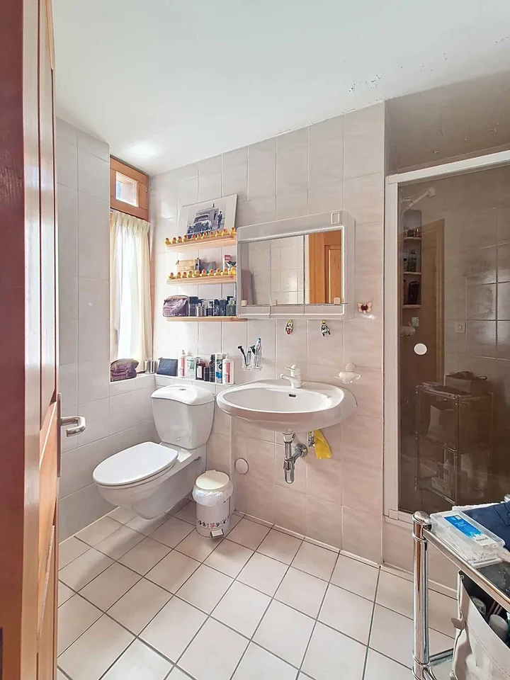 Schönes 3-Zimmer-Apartment, 100 m2 - Zentral und ruhig – Foto 9 von 12