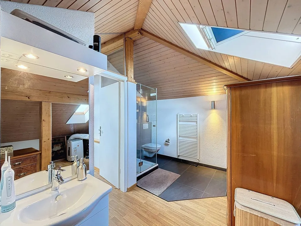 Duplex mit Panoramablick auf den See und die Alpen – Foto 12 von 14