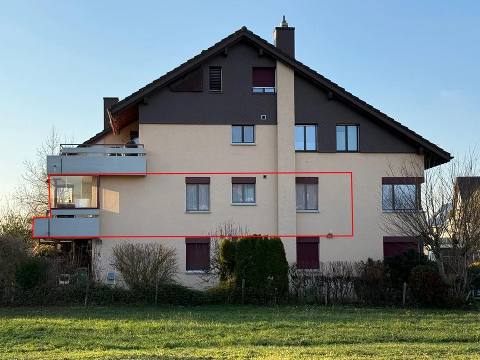 Appartement lumineux 4.5 pièces avec balcon et vue à Schöfflisdorf