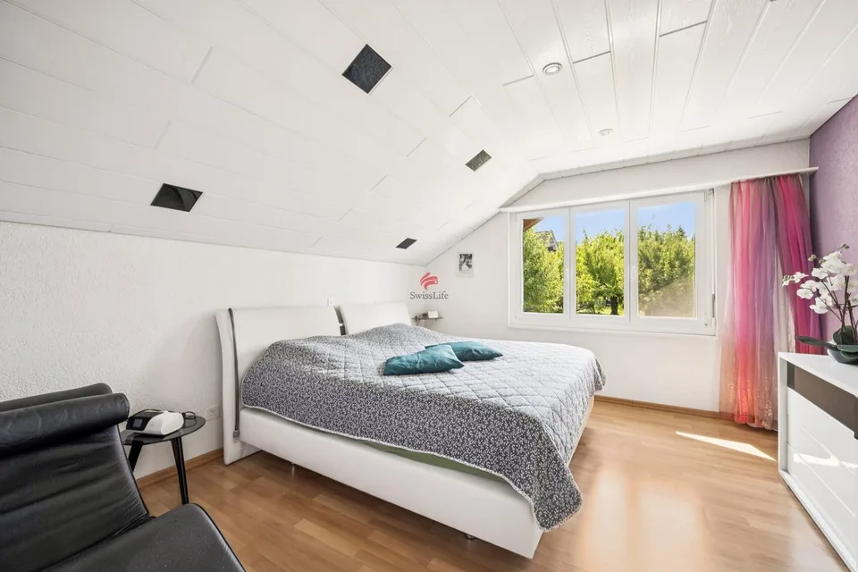 Maison individuelle dépendante très bien entretenue avec piscine
