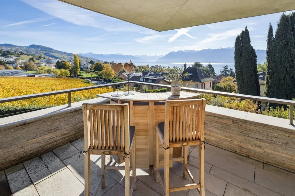 Duplex d'exception avec jardin privatif et vue lac