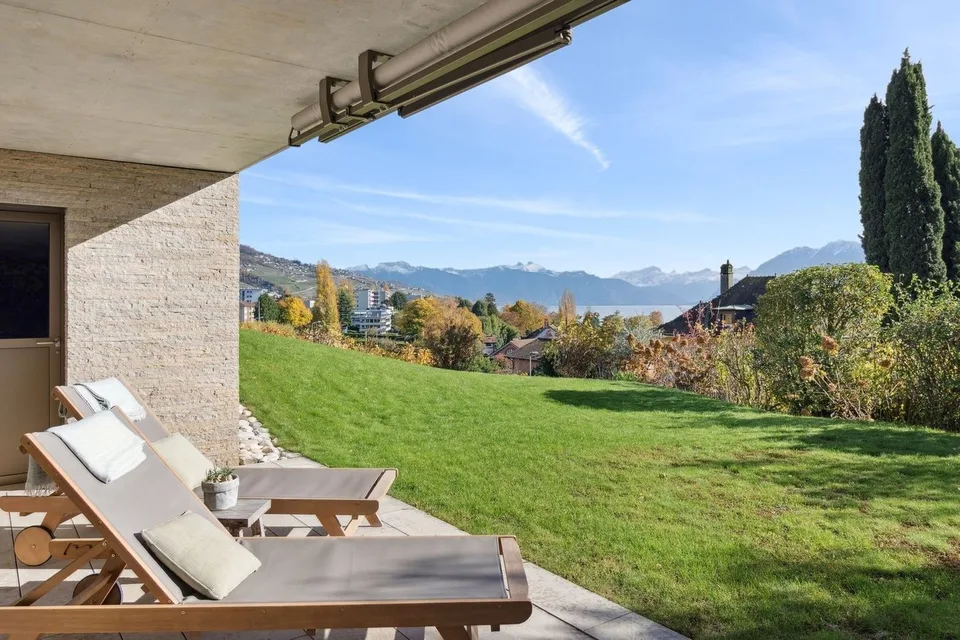 Duplex d'exception avec jardin privatif et vue lac