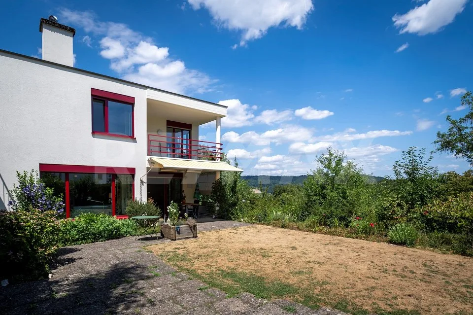 Your new home on Badener Allmend - stylish 5.5-room terraced house in a sought-after location
