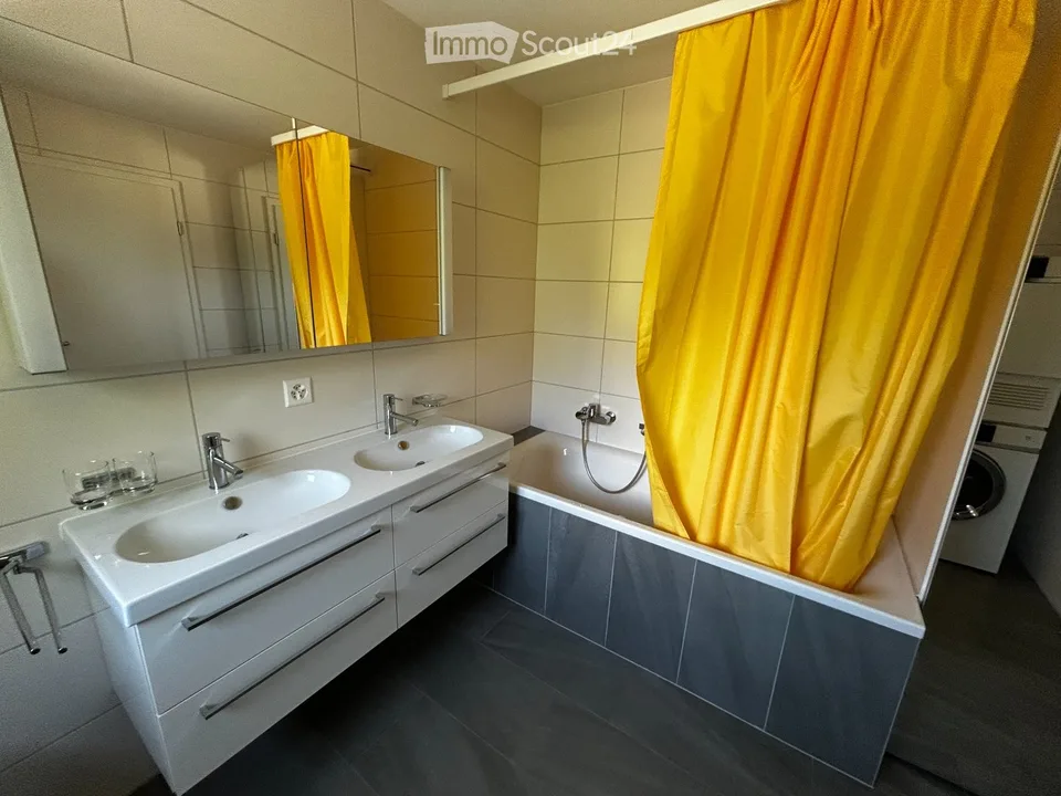 Fribourg, raro appartamento di 5.5 locali, 158m² - terrazza vetrate 42m²