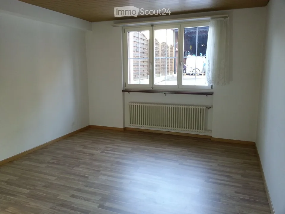 4.5 rooms, ground floor 92 m², Hauptstrasse 22 in Oltingen