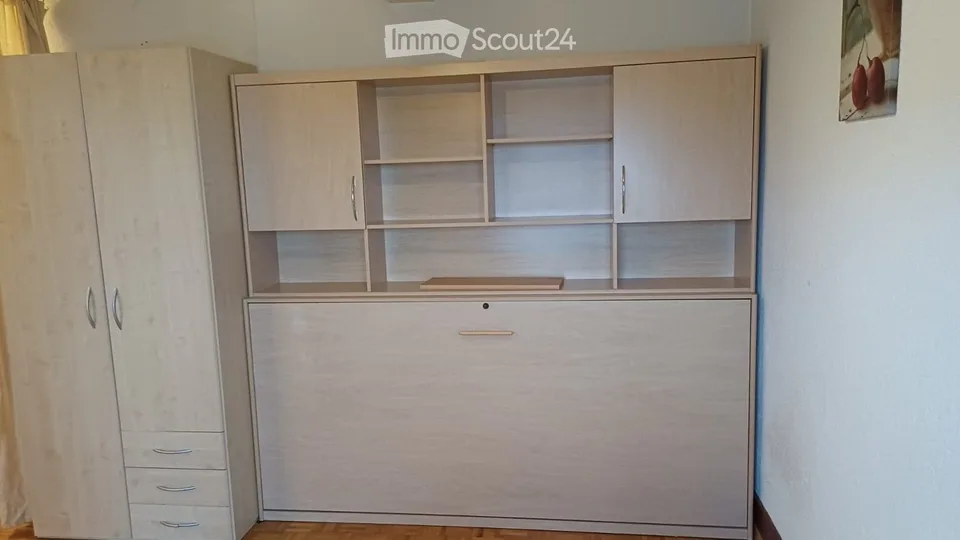 A louer, chambre d'étudiant indépendante hauts de Neuchâtel