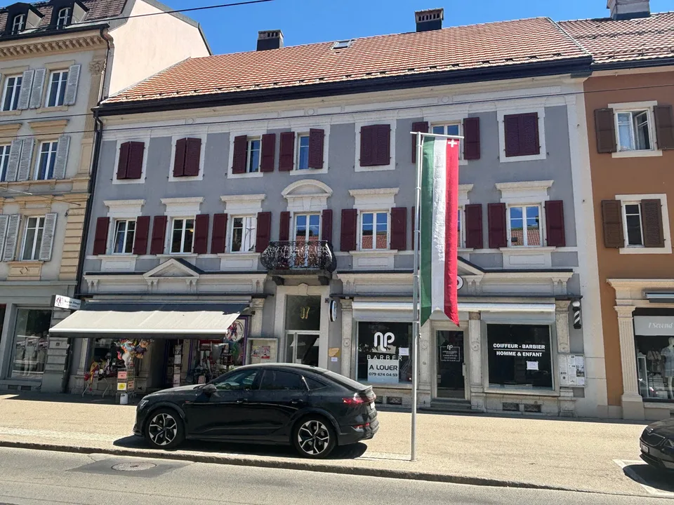 Locale commerciale situato nel centro di La Chaux-de-Fonds
