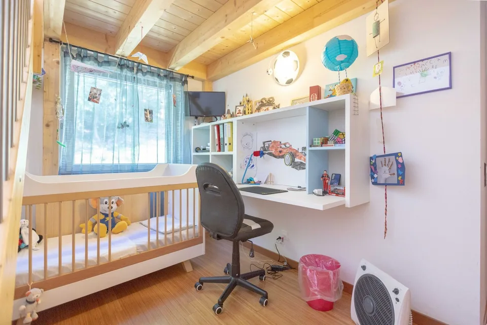 Belle et moderne maison 4.5 pièces avec vue sur le lac à Pura