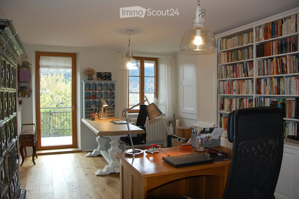 Beautiful duplex apartment with character