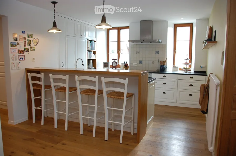 Beautiful duplex apartment with character