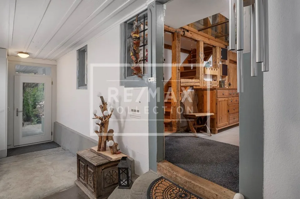 Unique 7-room single-family home with high-quality interior design in Horgen for sale!