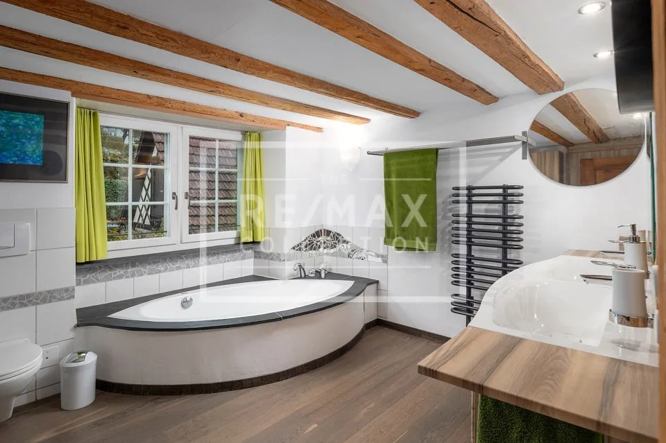 Unique 7-room single-family home with high-quality interior design in Horgen for sale!
