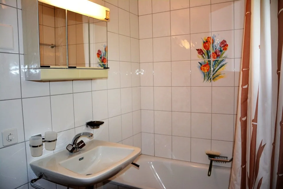 Vacation Rentals: Chalet St-Mauricci - 6 people