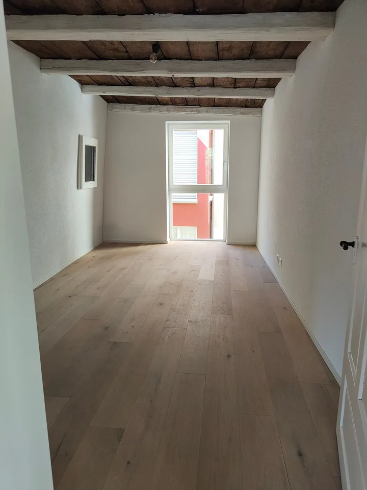 Incantevole appartamento di 3 locali con balcone a Rorschach