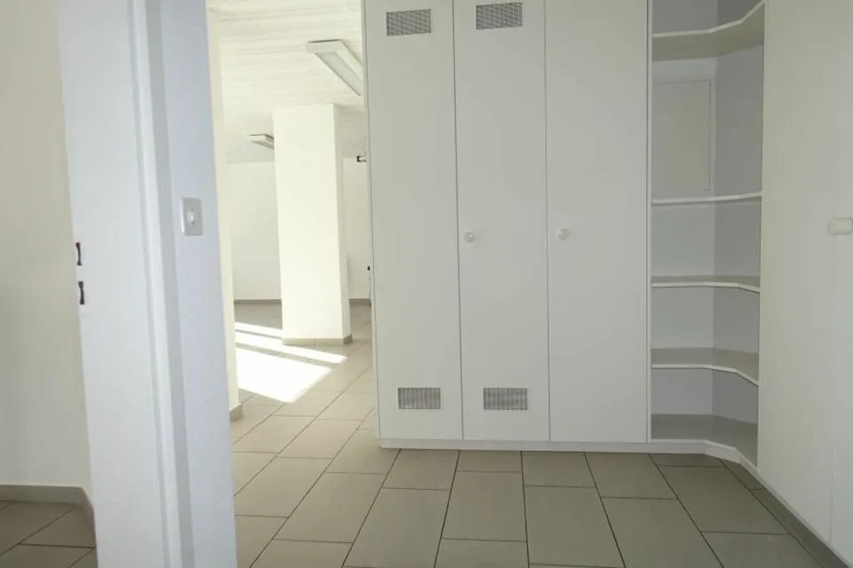 Spacious commercial premises on the ground floor & basement