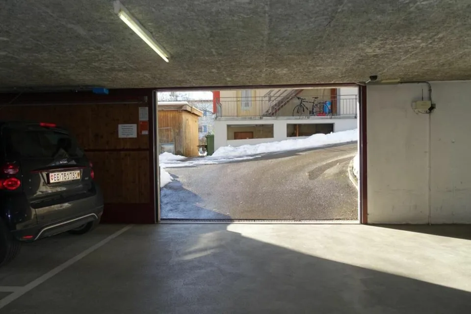 Spacious commercial premises on the ground floor & basement