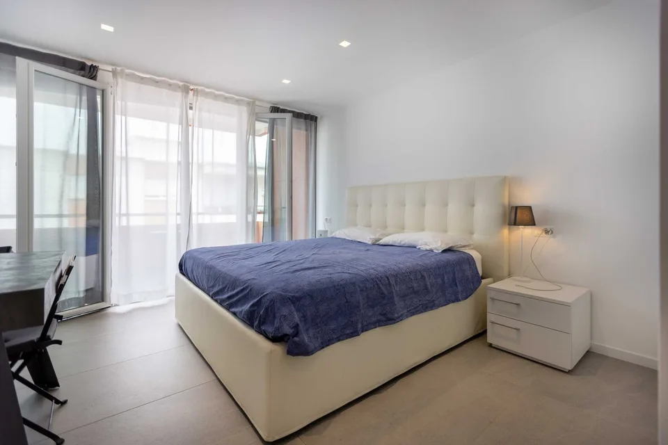 ELEGANTES 1.5-ZIMMER-WOHNUNG WIE NEU IN LUGANO PREGASSONA