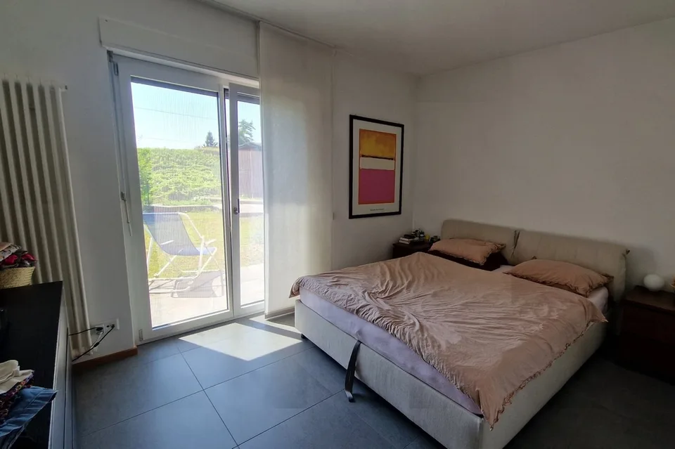 Single-family house 6.5 rooms with 190 sqm and private garden and veranda