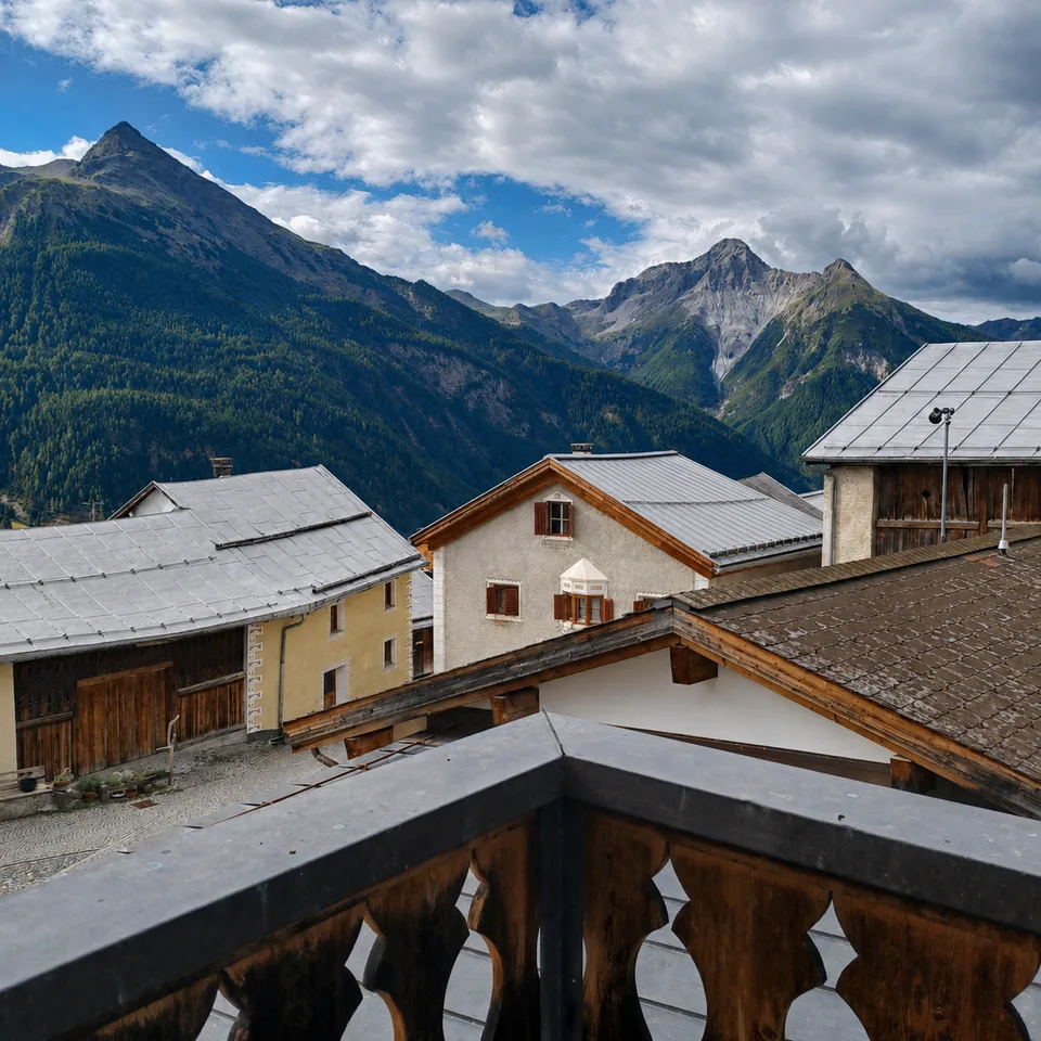Alpine Idyll in Tschlin: Spacious Engadine House with Stable