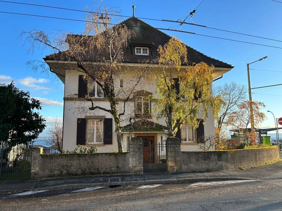 Maison de caractère de 3 appartements avec vue sur le lac