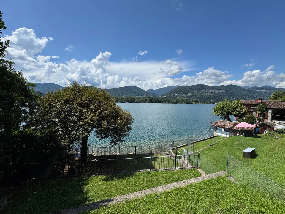 Casa   con vista lago Collina d'Oro Carabietta anche SECONDA RESIDENZA