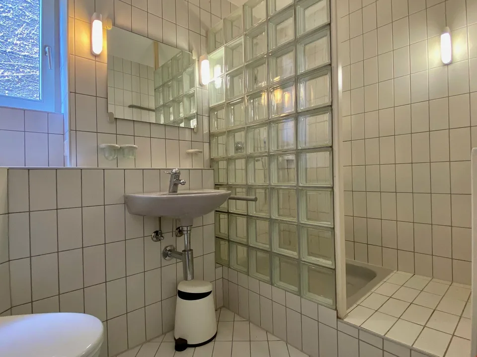 6.5 Room House for Sale