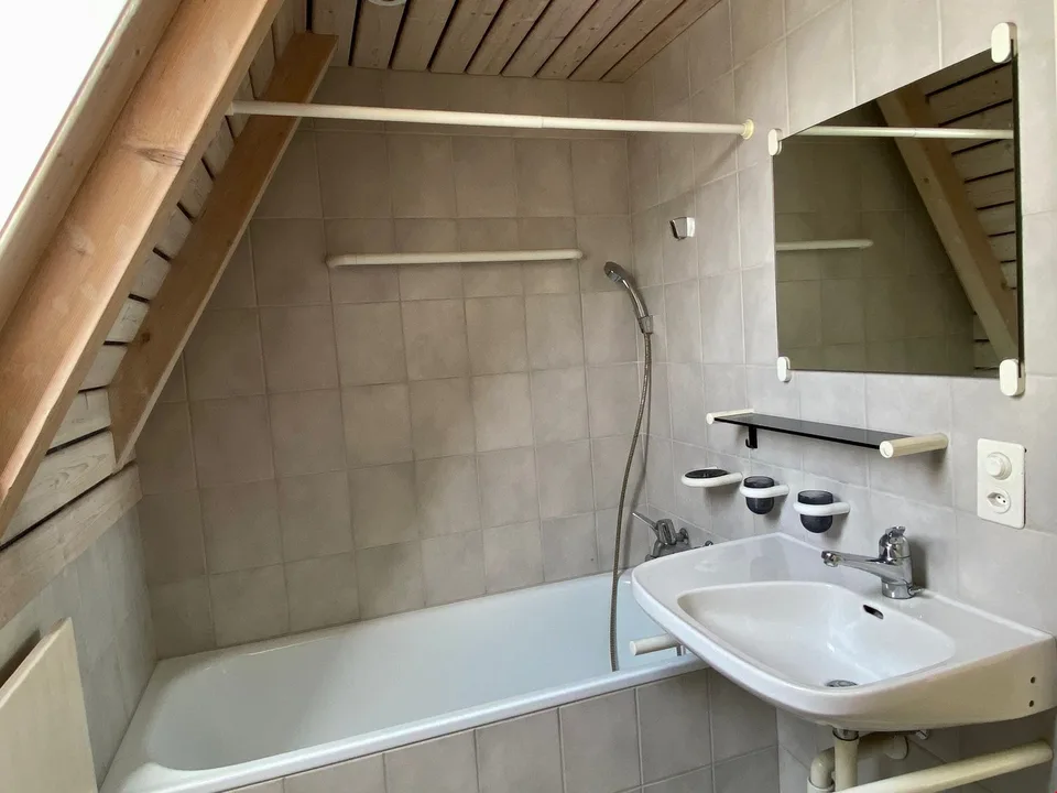 6.5 Room House for Sale