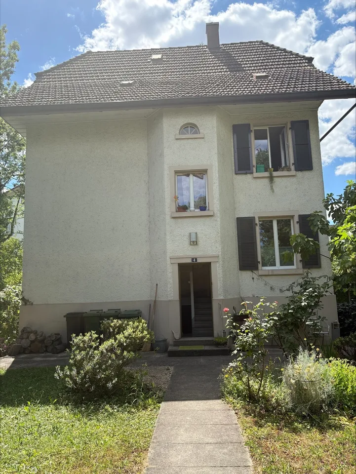 Charmante 3-Zimmer-Wohnung im Erdgeschoss in Biel