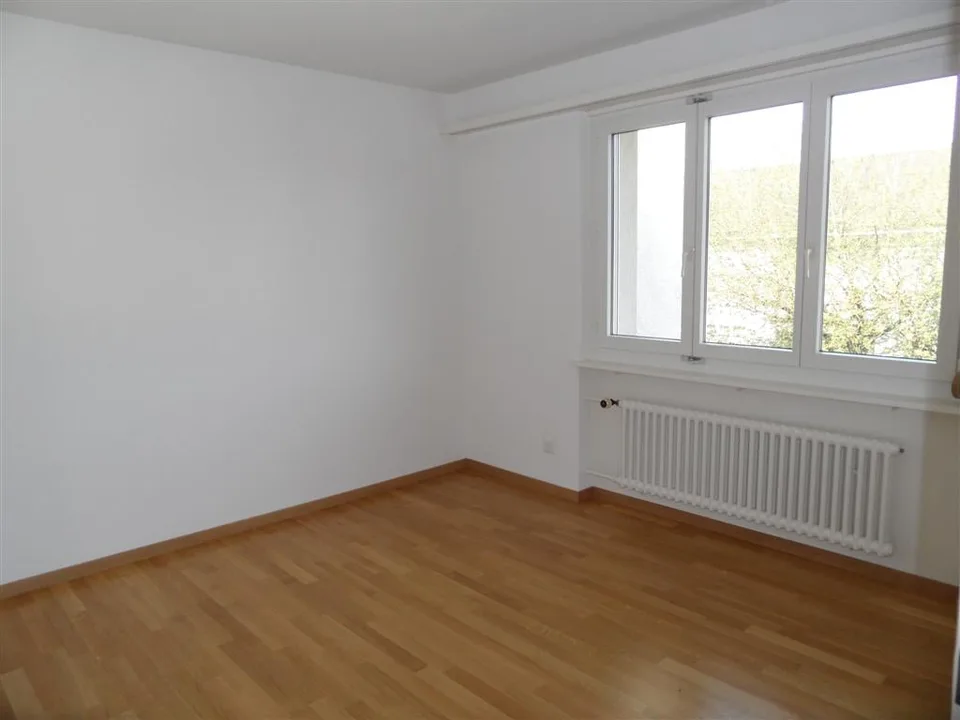 Schöne 3 Zimmer-Wohnung mit sonnigem Balkon