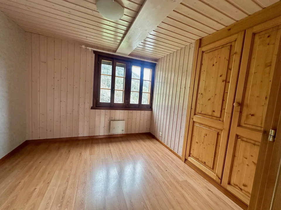 Demi-maison villageoise à Trogne (St-Martin) avec box-garage