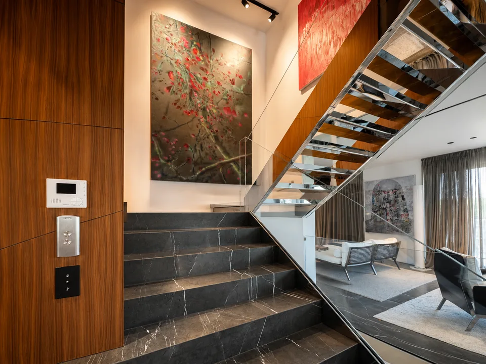 Exceptional penthouse in exclusivity