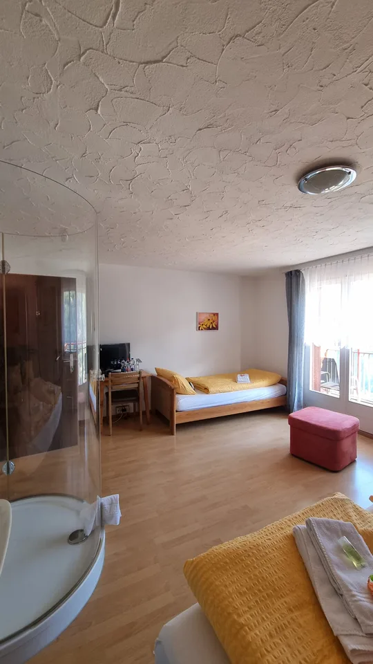 Casa con 540 m2 di spazio utilizzabile, ottimo rapporto prezzo-prestazione CHF 1'100.00/m2!