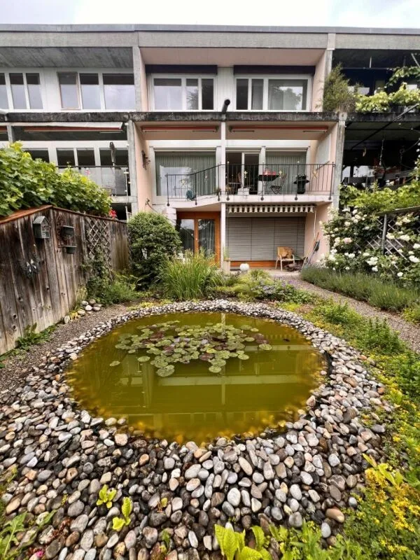 Row house with garden ambiance