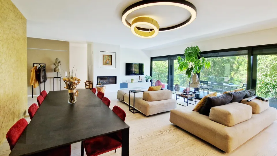 Appartamento 4,5 firmato Mario Botta con ampia terrazza vista valle