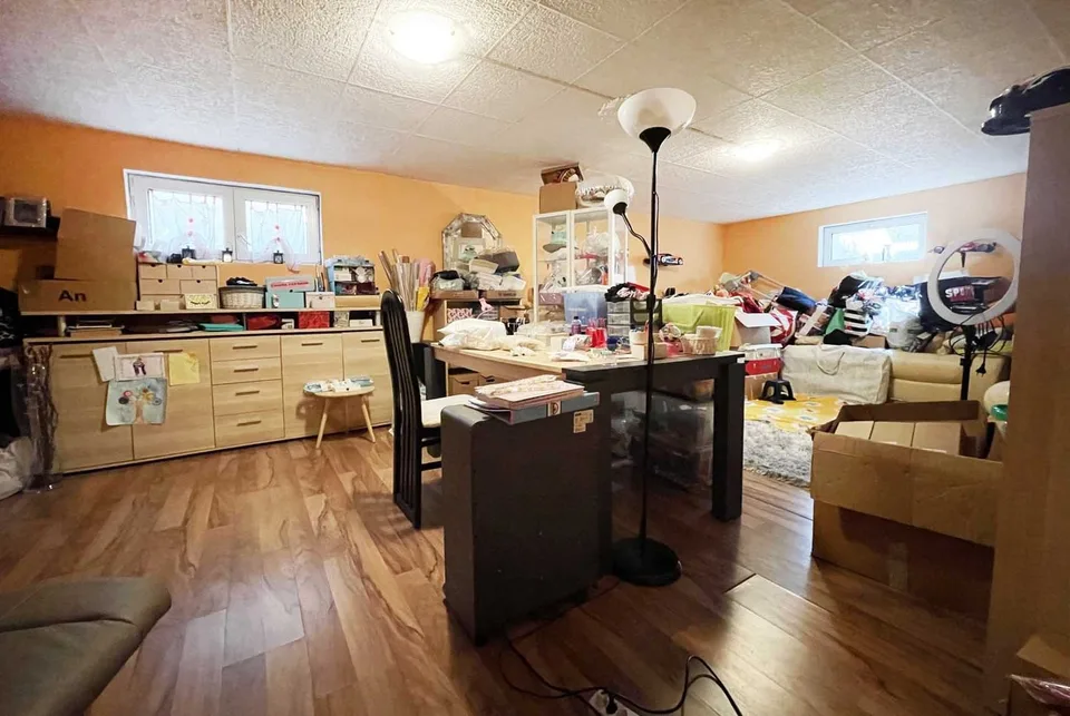 Stunning Single-Family Villa 4.5 Rooms with Garden in Stabio