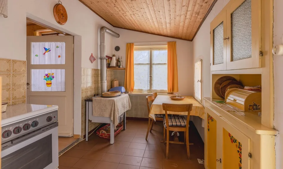 Splendid Farmhouse 6.5 with Stunning Open View in Arbedo