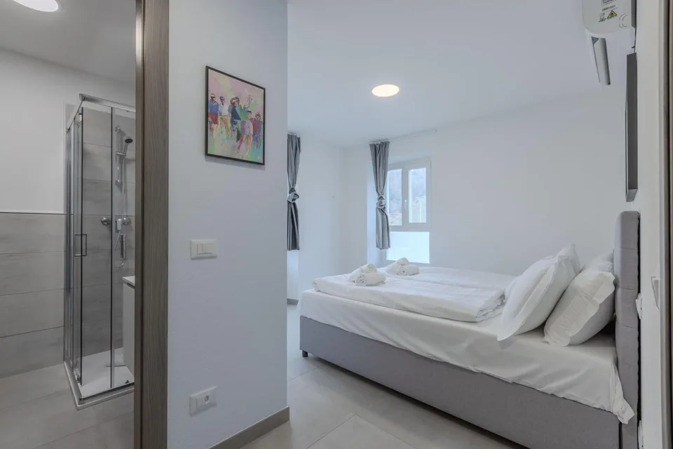 INVESTISSEMENT IDÉAL - HÔTEL ET RESTAURANT À MAGLIASO