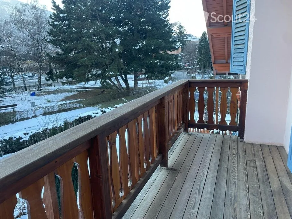 A louer à Sierre joli appartement dans Villa