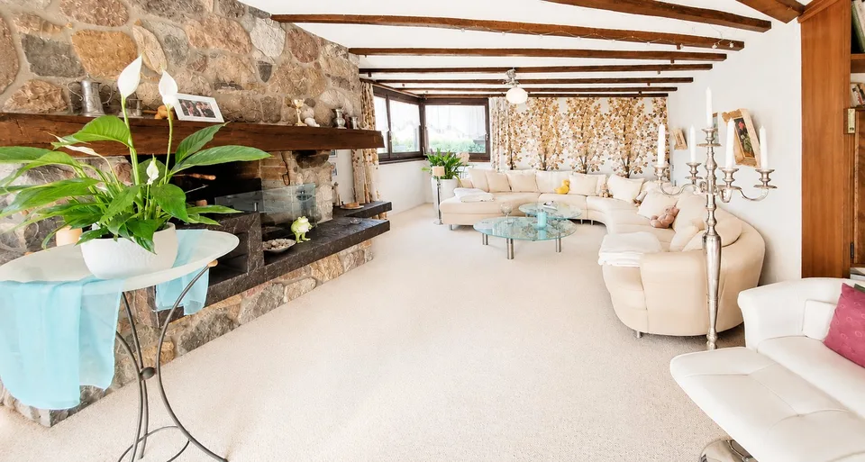 Charming 5.5-room single-family house with pool in Obfelden