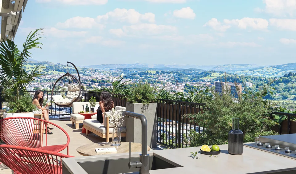 Appartamento in attico di 3,5 locali con 74 m² di terrazze e vista sul lago – privacy esclusiva a Kriens