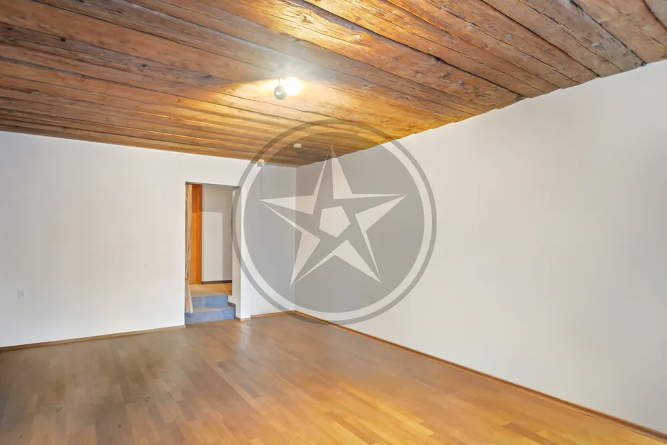 Magnifique ferme mitoyenne rénovée comprenant 2 appartements