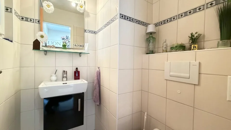 Grosszügiges Einfamilienhaus mit Garage, viel Platz und schönem Raumangebot