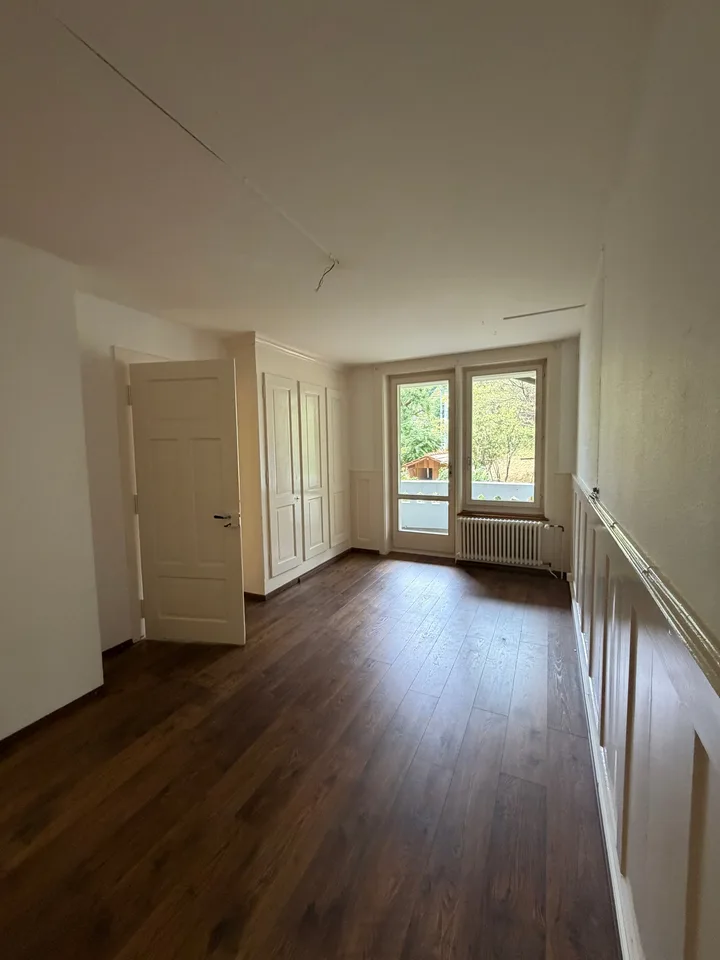 Appartement charmant de 2 pièces dans un immeuble ancien – disponible immédiatement