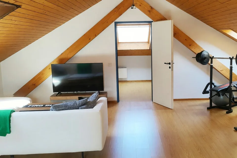 Duplex 5,5 pièces lumineux avec balcon et étage mansardé