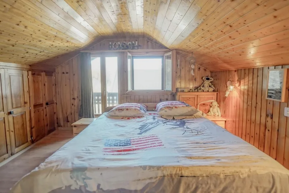 Une demi-maison villageoise 5,5 pces avec beaucoup de charme à Nendaz